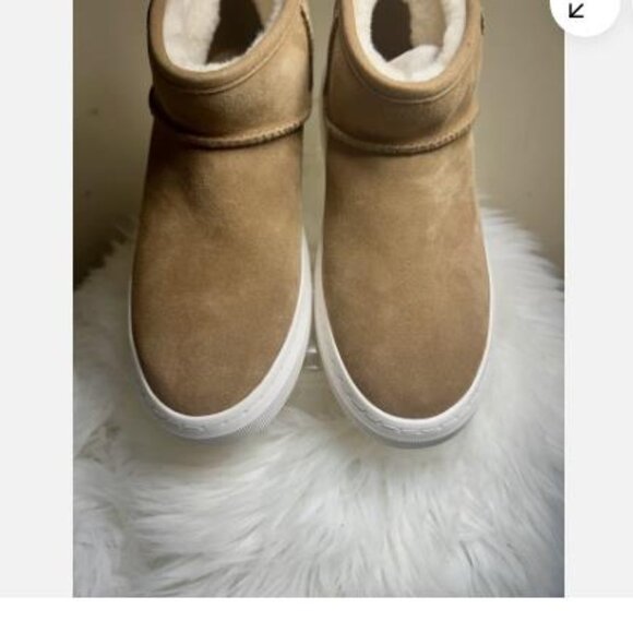 New Ugg Women's classic Alameda Mini Boots Chestnut 1143786 Sz 9.5 - Picture 2 of 7